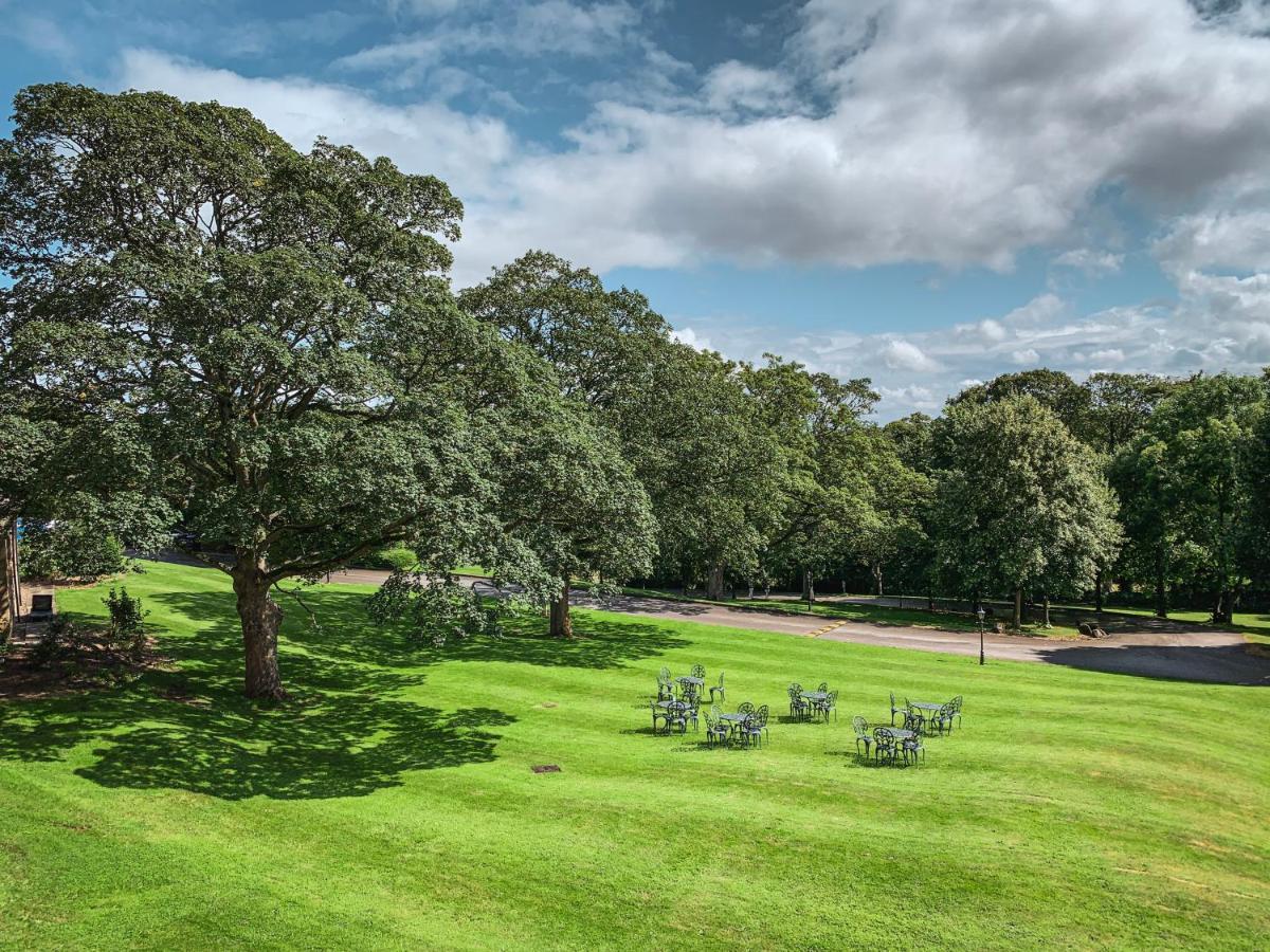 Hollins Hall Hotel, Golf & Country Club Bradford Kültér fotó